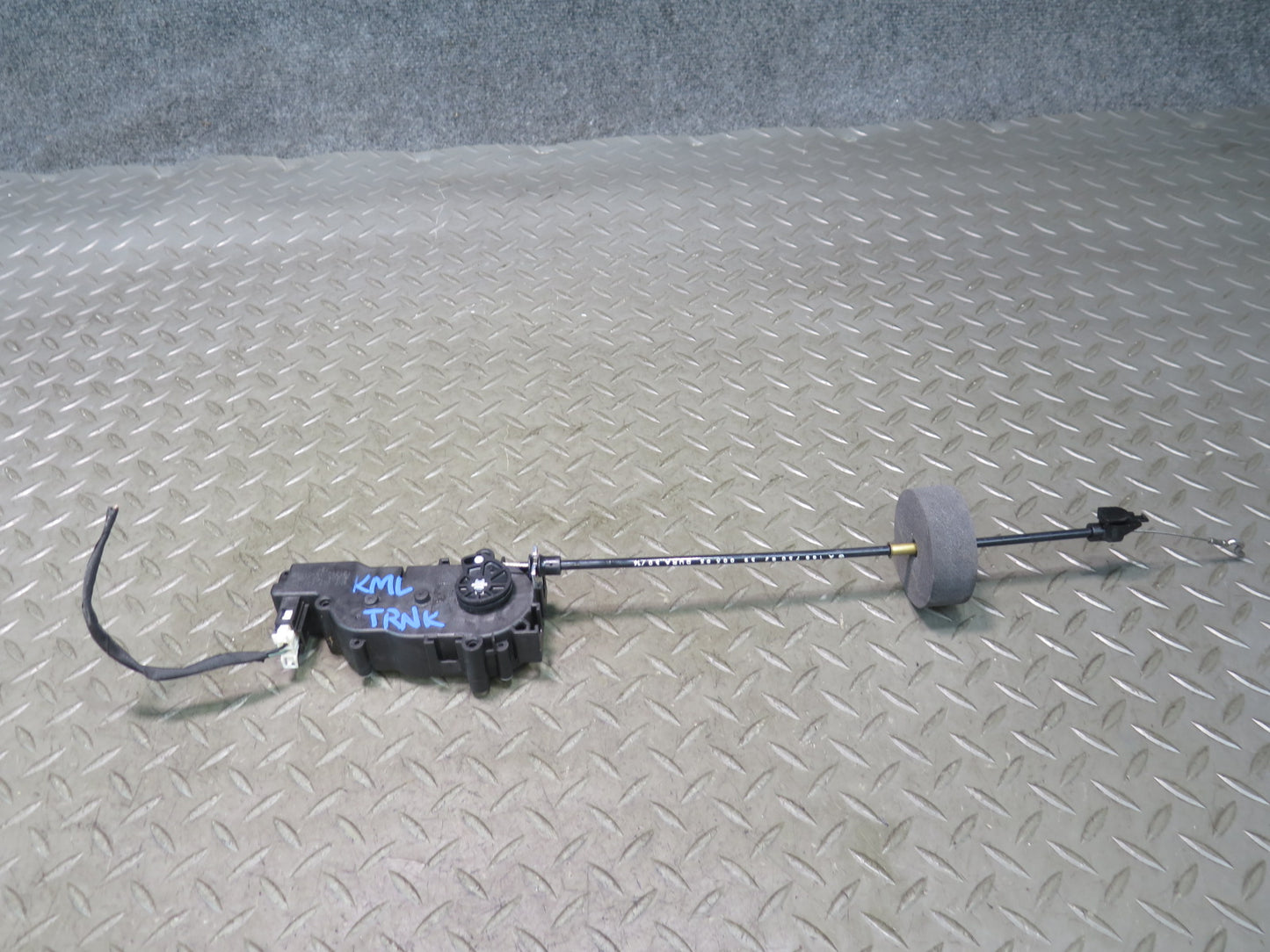 12-15 Mercedes W166 Ml-class Rear Trunk Tailgate Lock Latch Actuator 2047500060