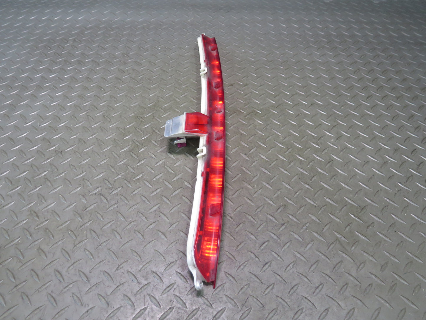 12-15 Mercedes W166 Ml-class Rear Center Third Brake Light Lamp OEM