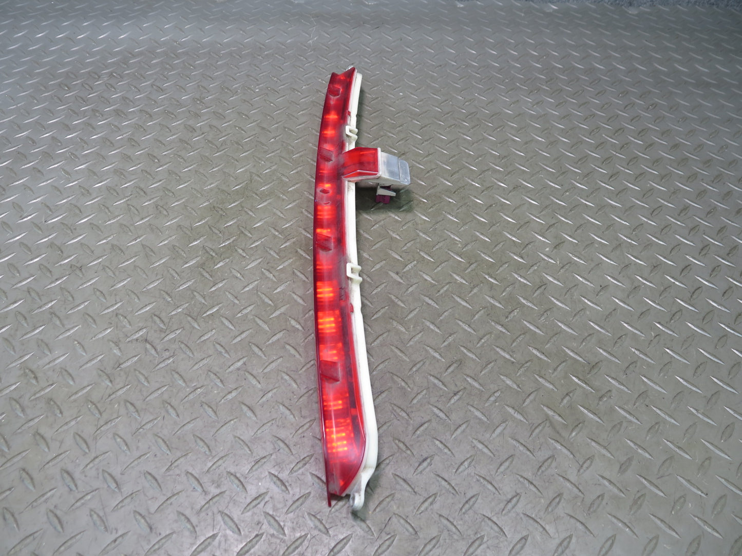 12-15 Mercedes W166 Ml-class Rear Center Third Brake Light Lamp OEM