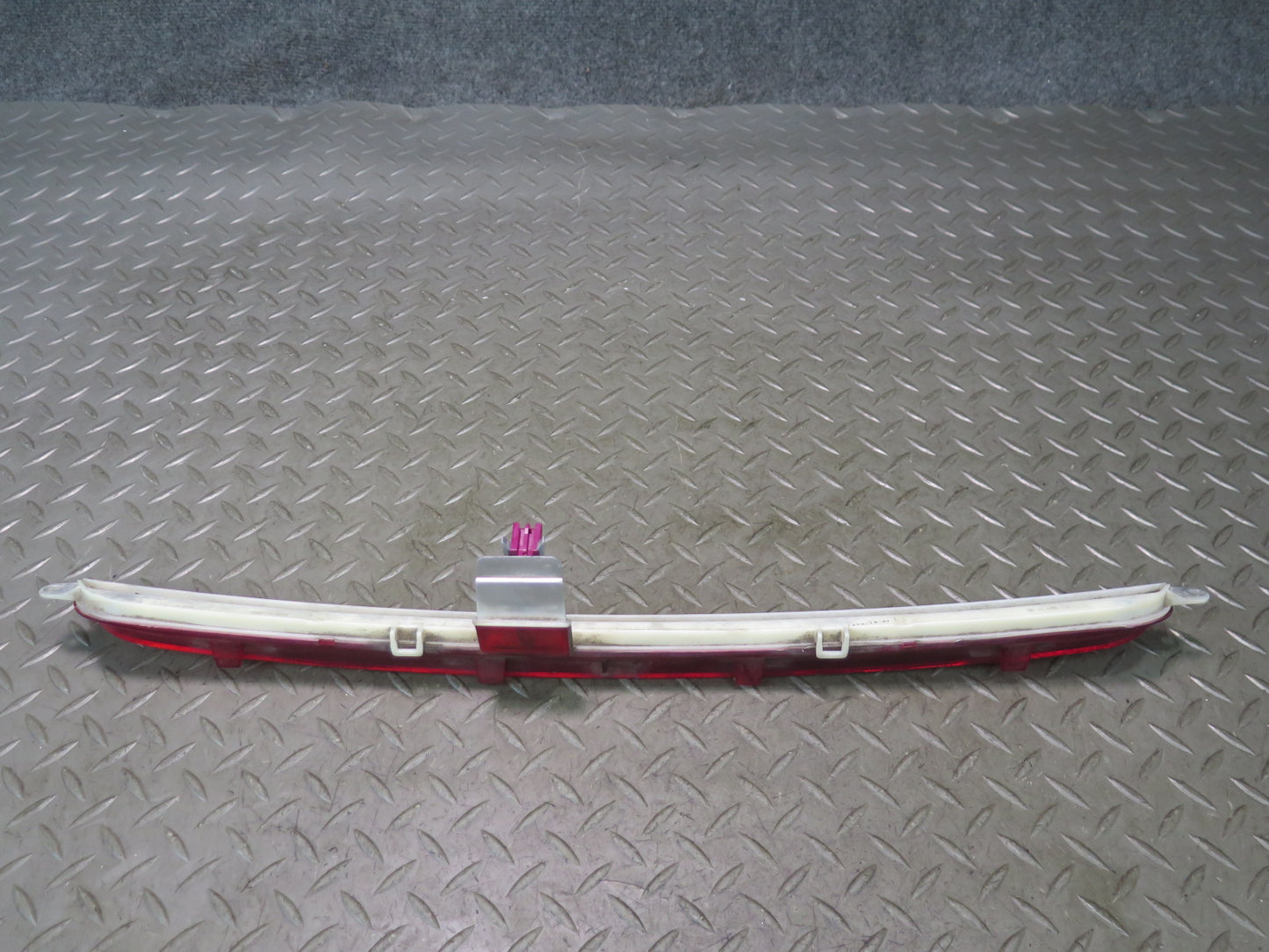 12-15 Mercedes W166 Ml-class Rear Center Third Brake Light Lamp OEM