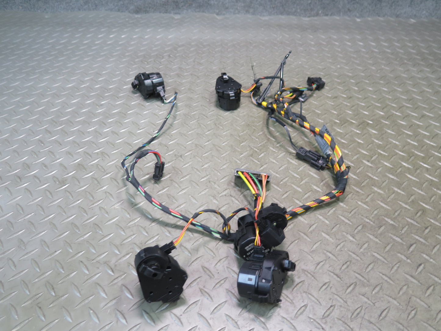 03-08 BMW E86 E85 Z4 A/C Heater Flap Door Actuator Motor w Wiring Set OEM