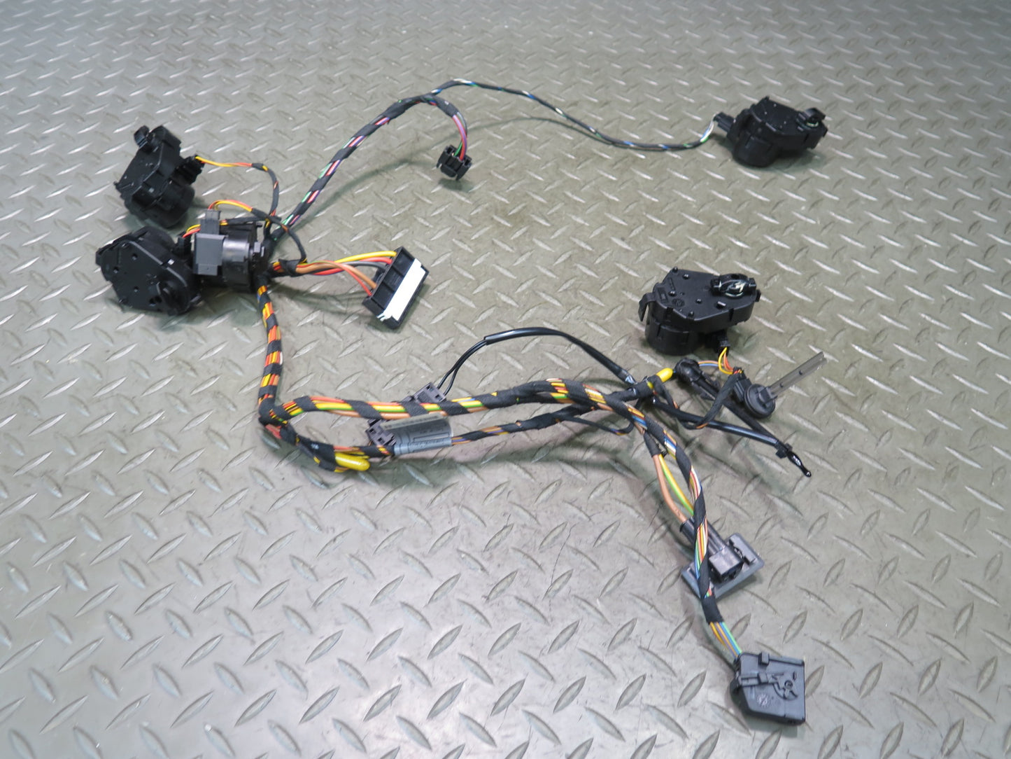 03-08 BMW E86 E85 Z4 A/C Heater Flap Door Actuator Motor w Wiring Set OEM