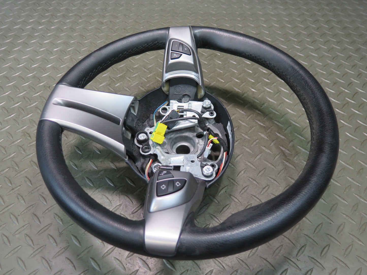 03-08 BMW E85 Z4 Leather Sport Multifunction Steering Black w Controls 66K OEM