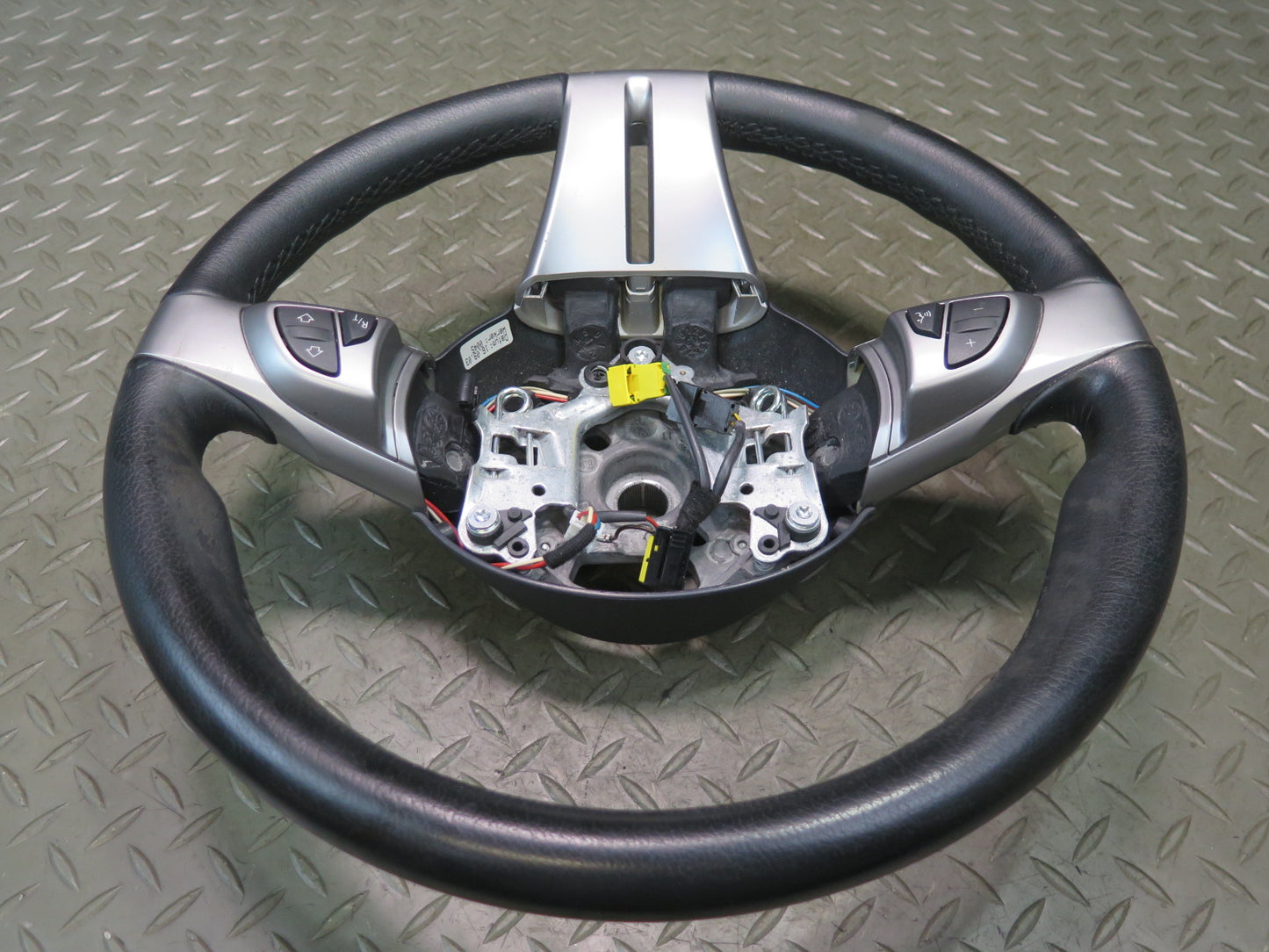 03-08 BMW E85 Z4 Leather Sport Multifunction Steering Black w Controls 66K OEM