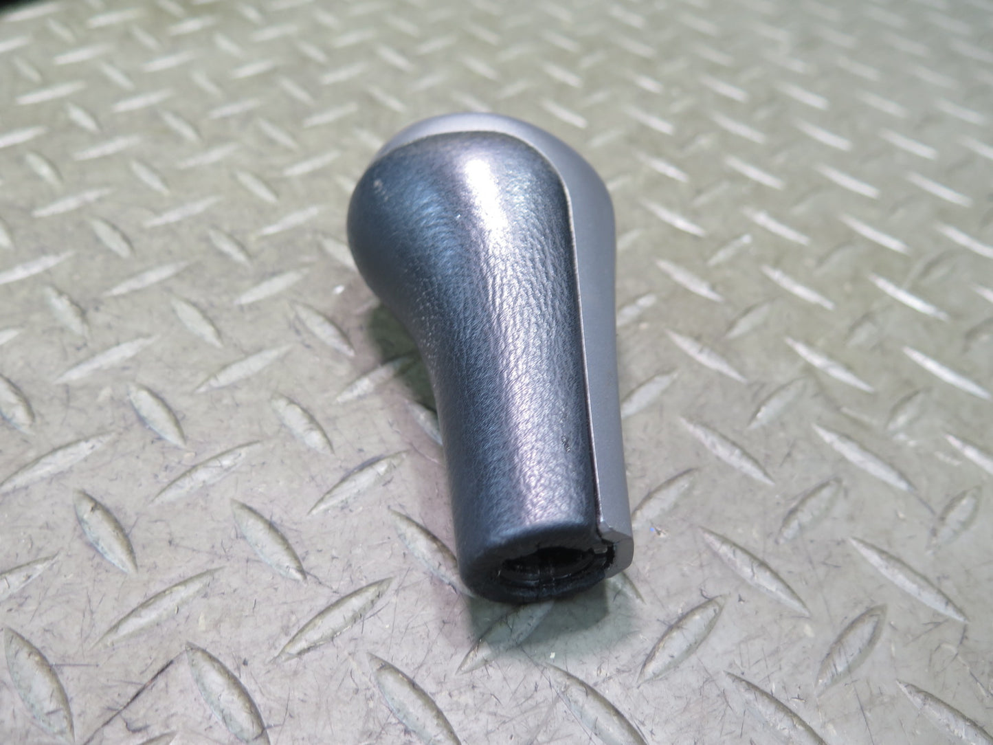 03-04 BMW E85 Z4 M/T Gear Shifter Boot Knob w Trim & Insert Assembly 66K OEM