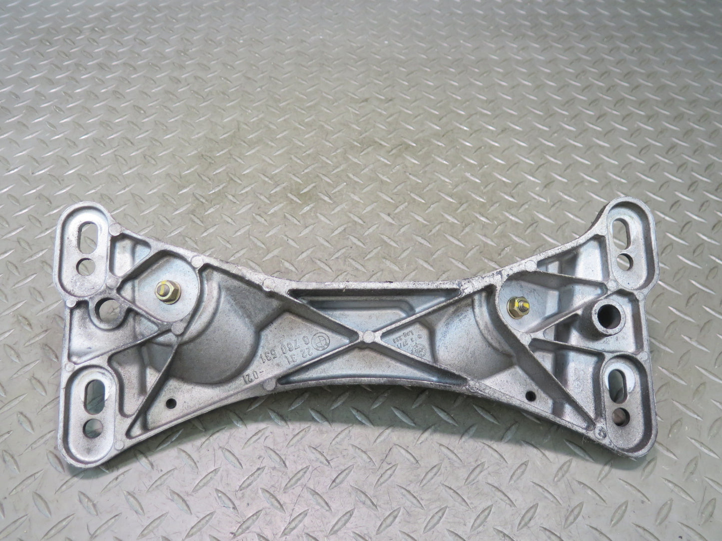 03-08 BMW E85 Z4 M/T Manual Transmission Crossmember Mount Support 66K Miles OEM