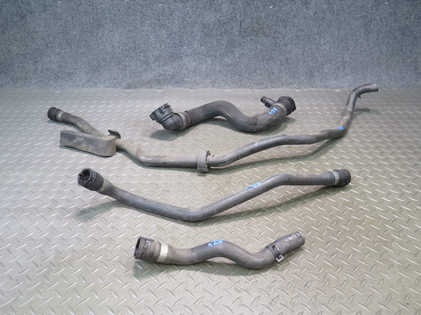 03-04 BMW E85 Z4 M54 3.0L Set of 4 Engine Coolant Water Hose Pipe Line OEM