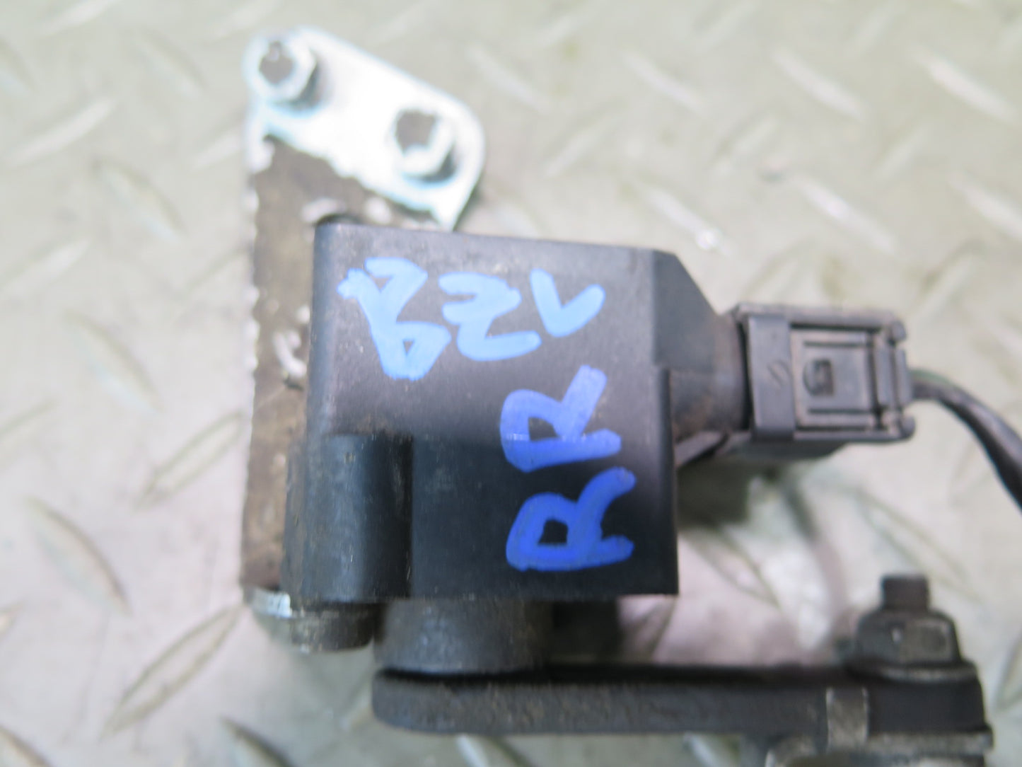 03-08 BMW E85 Z4 Set of 2 Front & Rear Suspension Height Level Sensor OEM