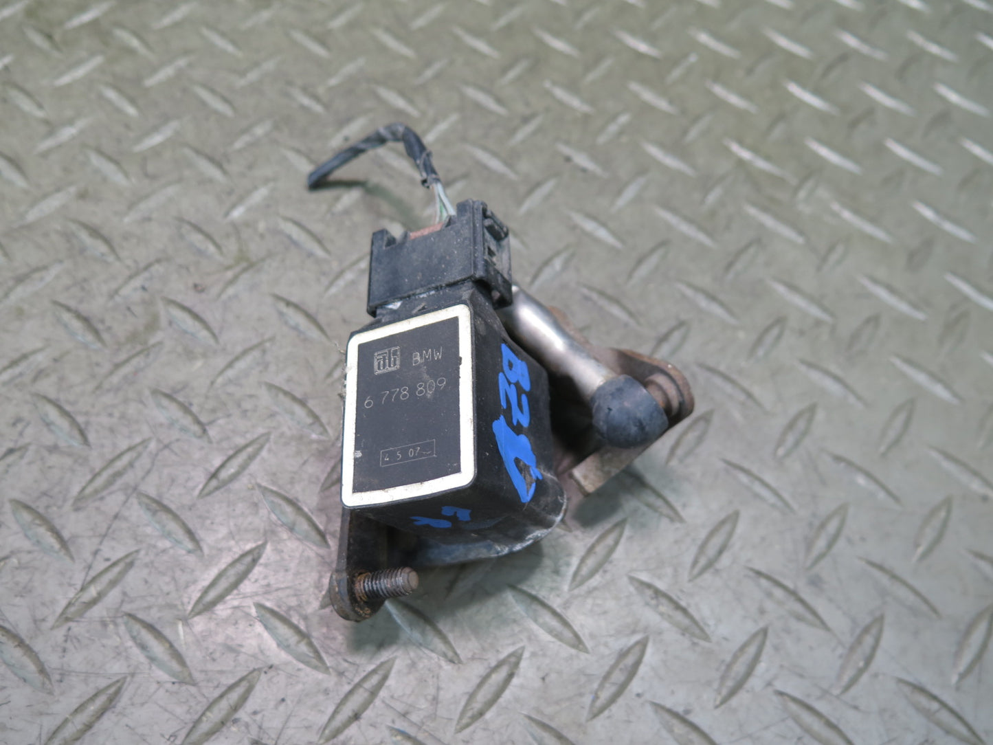03-08 BMW E85 Z4 Set of 2 Front & Rear Suspension Height Level Sensor OEM