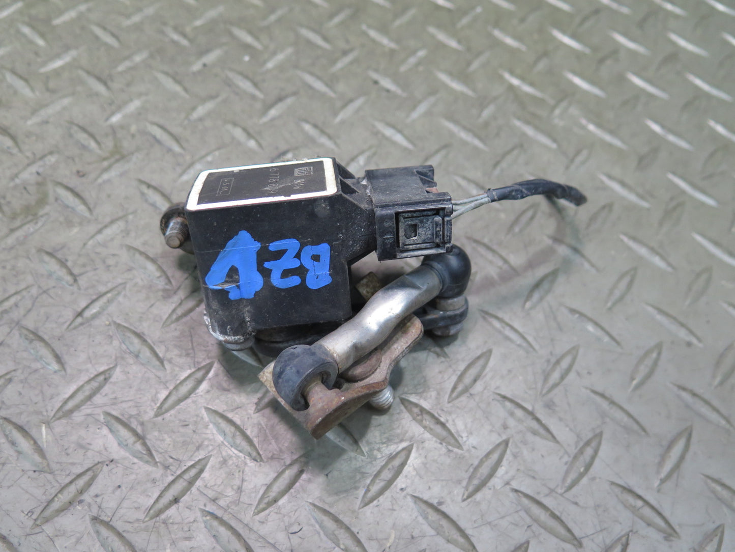 03-08 BMW E85 Z4 Set of 2 Front & Rear Suspension Height Level Sensor OEM