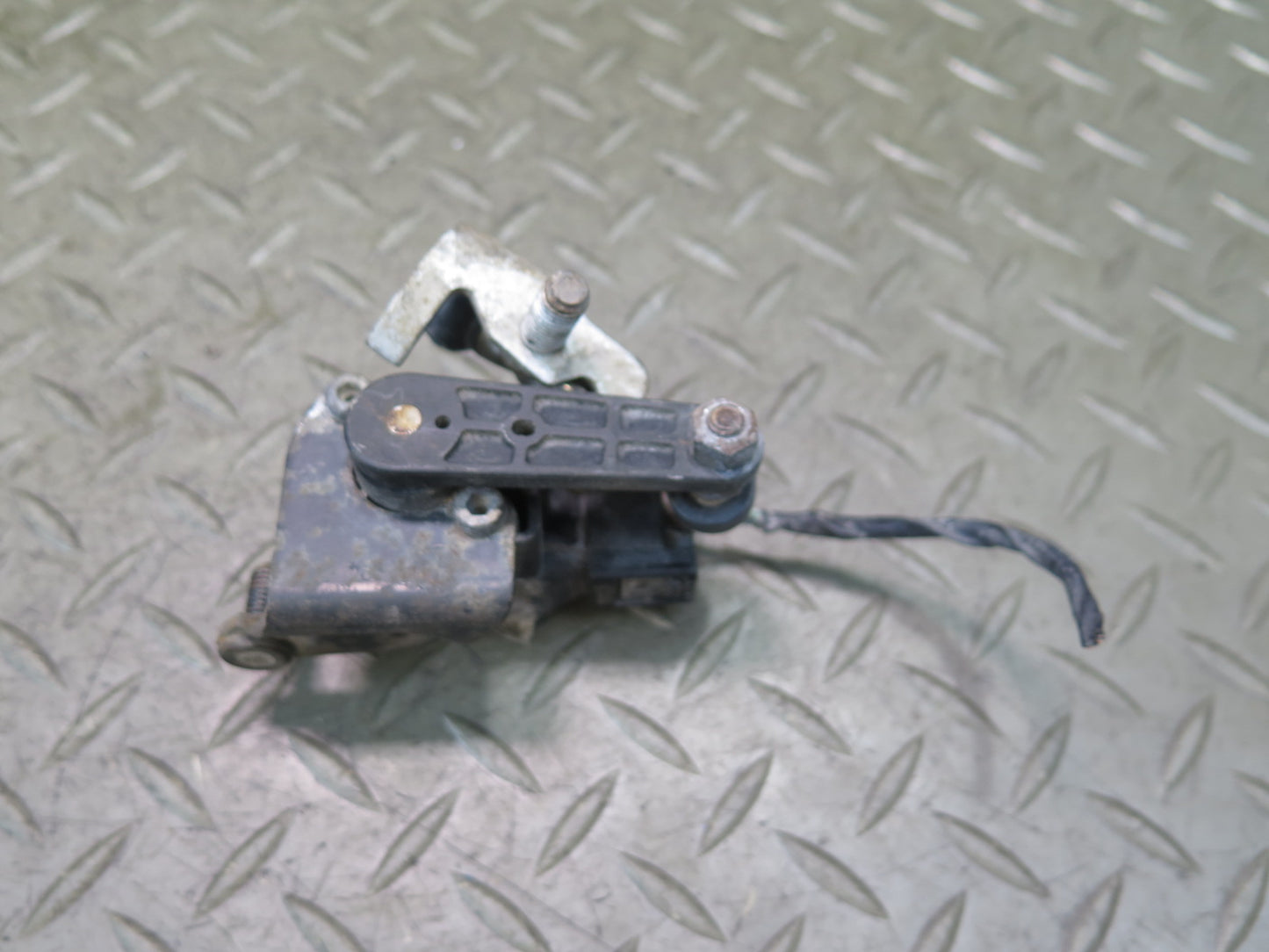 03-08 BMW E85 Z4 Set of 2 Front & Rear Suspension Height Level Sensor OEM