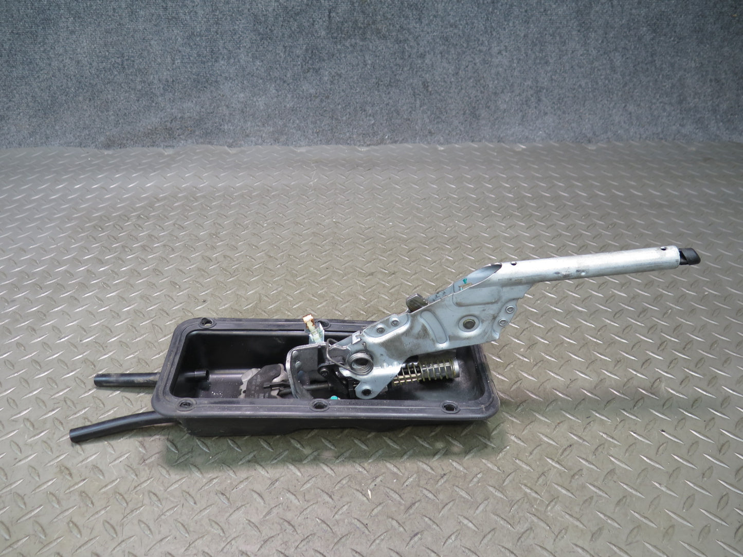 03-08 BMW E86 E85 Z4 Parking Handbrake Lever w Housing Assembly 66K Miles OEM