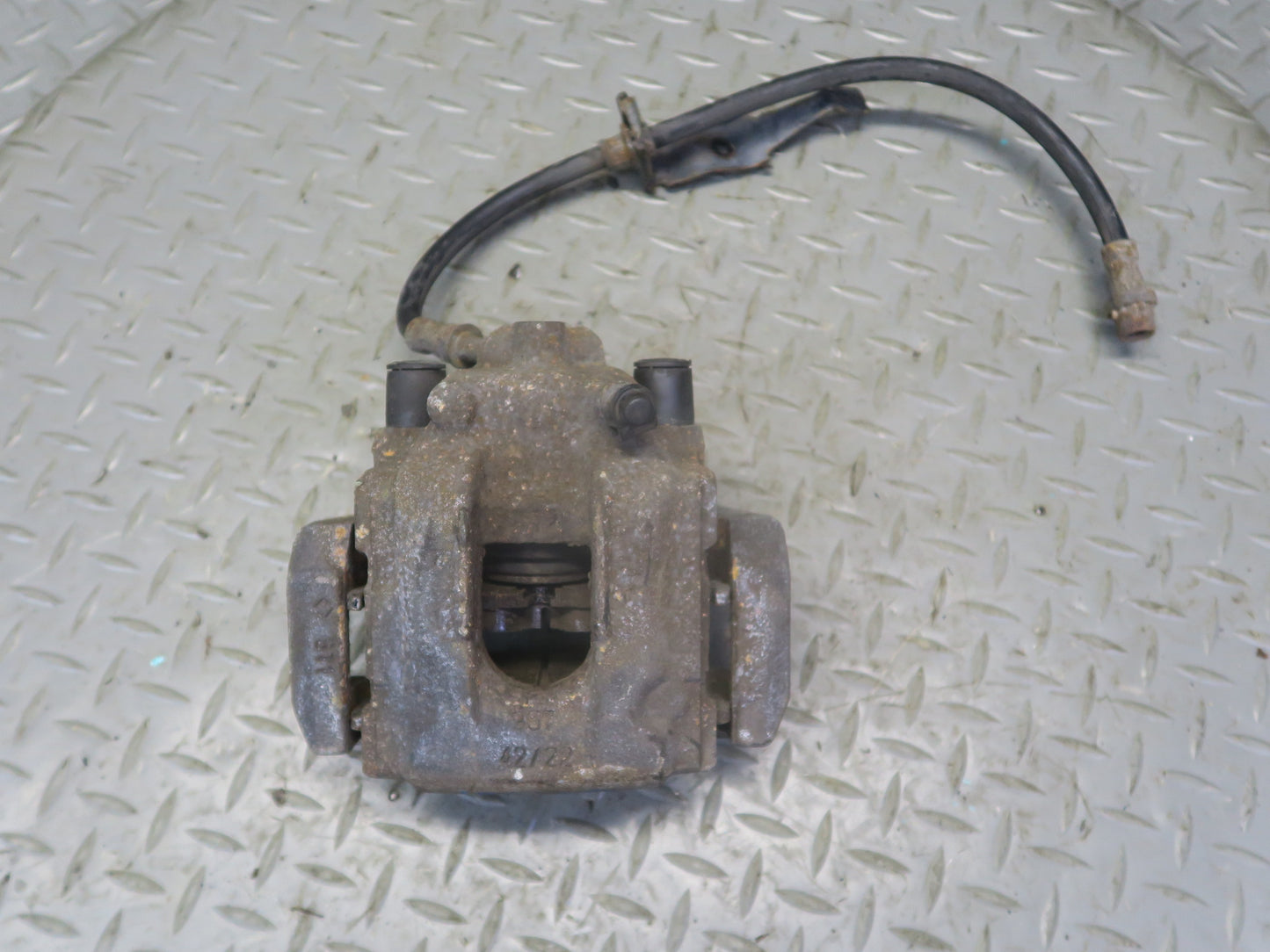 01-06 BMW E46 330i 330ci RWD Set of 2 Rear Left & Right Brake Caliper OEM