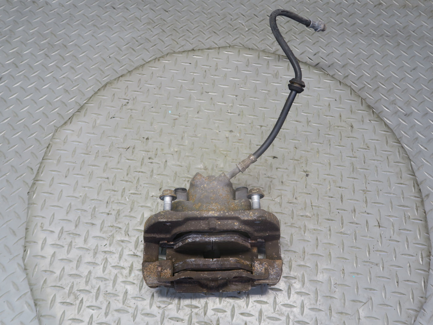01-06 BMW E46 330i 330ci RWD Set of 2 Front Left & Right Brake Caliper OEM