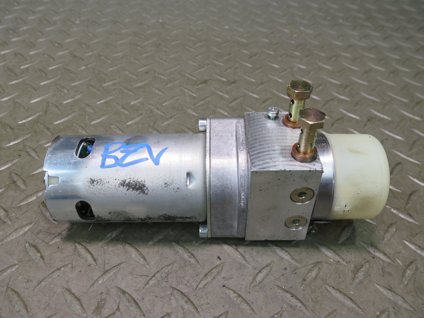03-08 BMW E85 Z4 Convertible TOP Hydraulic Pump Motor w Housing 66K Miles OEM