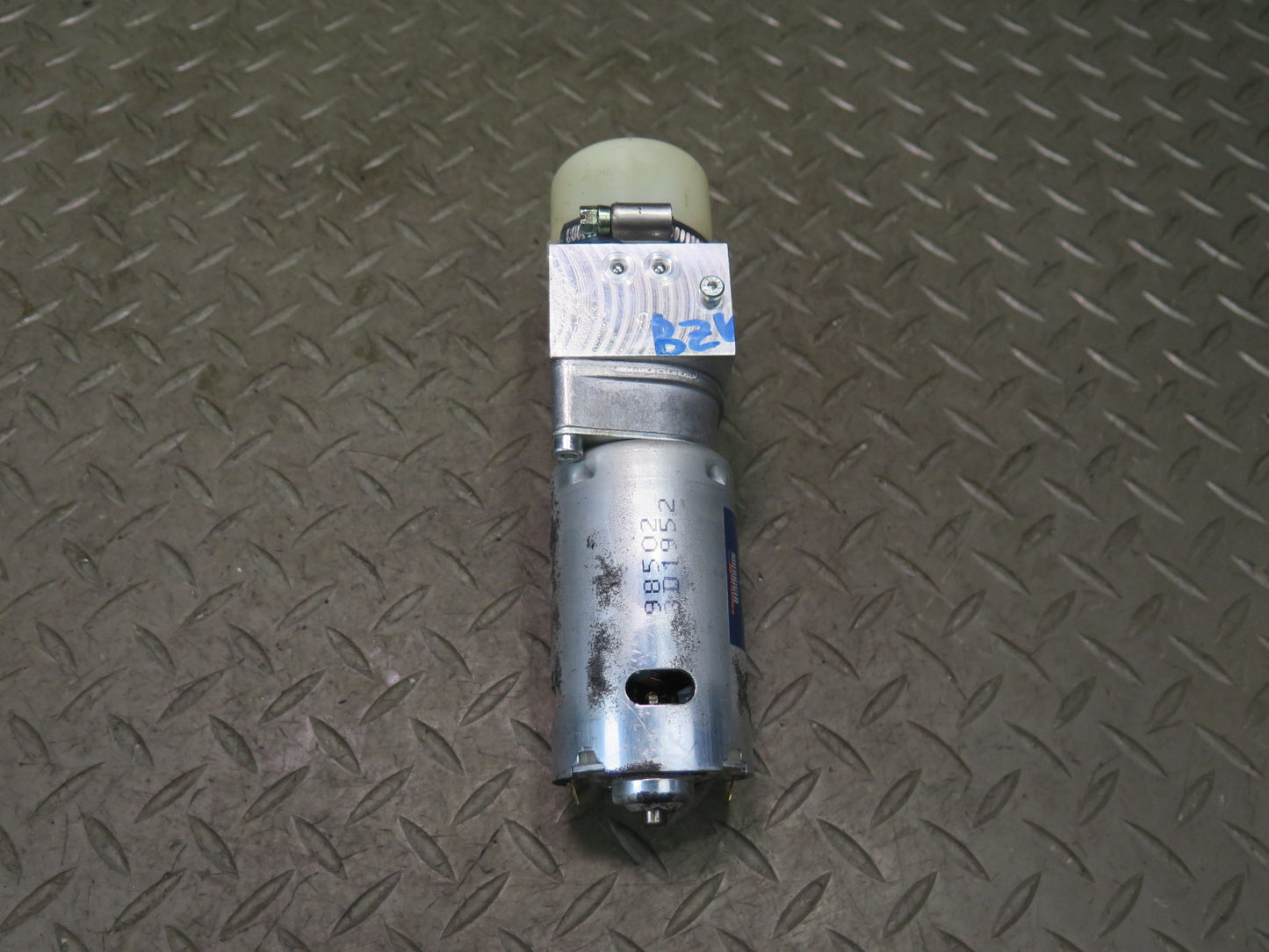 03-08 BMW E85 Z4 Convertible TOP Hydraulic Pump Motor w Housing 66K Miles OEM