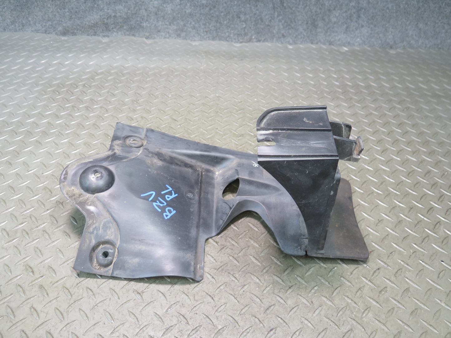 03-08 BMW E85 Z4 Rear Right & Left Wheel Arch Lower Trim Cover Panel Set 66K OEM