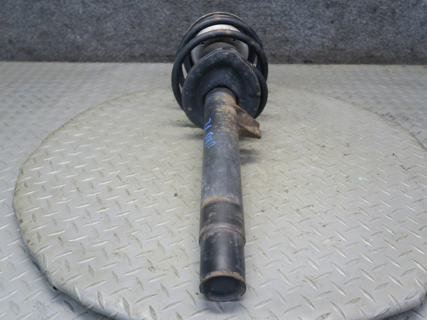 01-06 BMW E46 330ci Coupe Convertible Set of 2 Front Strut Shock Absorber OEM