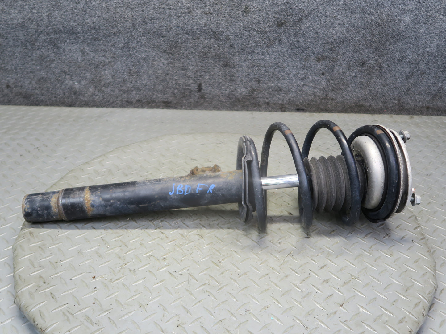 01-06 BMW E46 330ci Coupe Convertible Set of 2 Front Strut Shock Absorber OEM