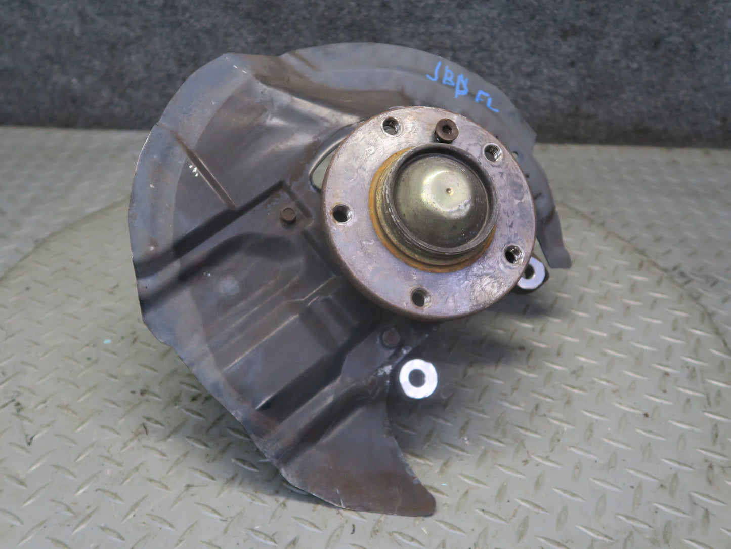 02-06 BMW E46 330ci RWD Front Left Spindle Knuckle Wheel Hub Bearing OEM