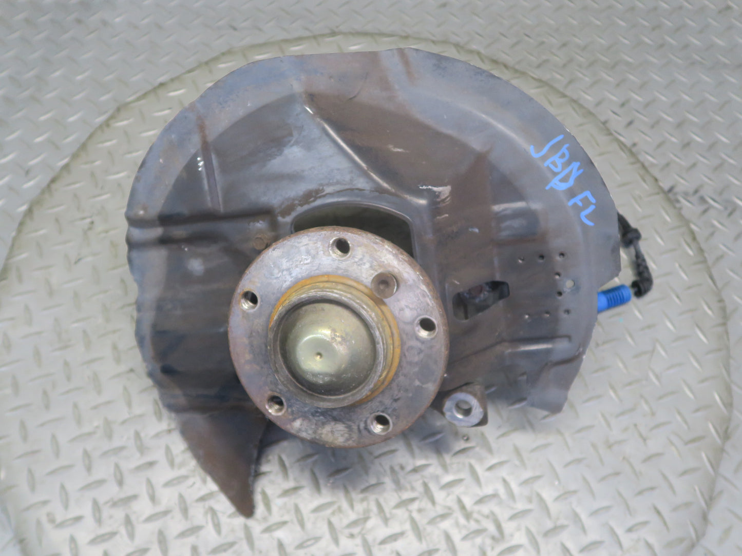 02-06 BMW E46 330ci RWD Front Left Spindle Knuckle Wheel Hub Bearing OEM