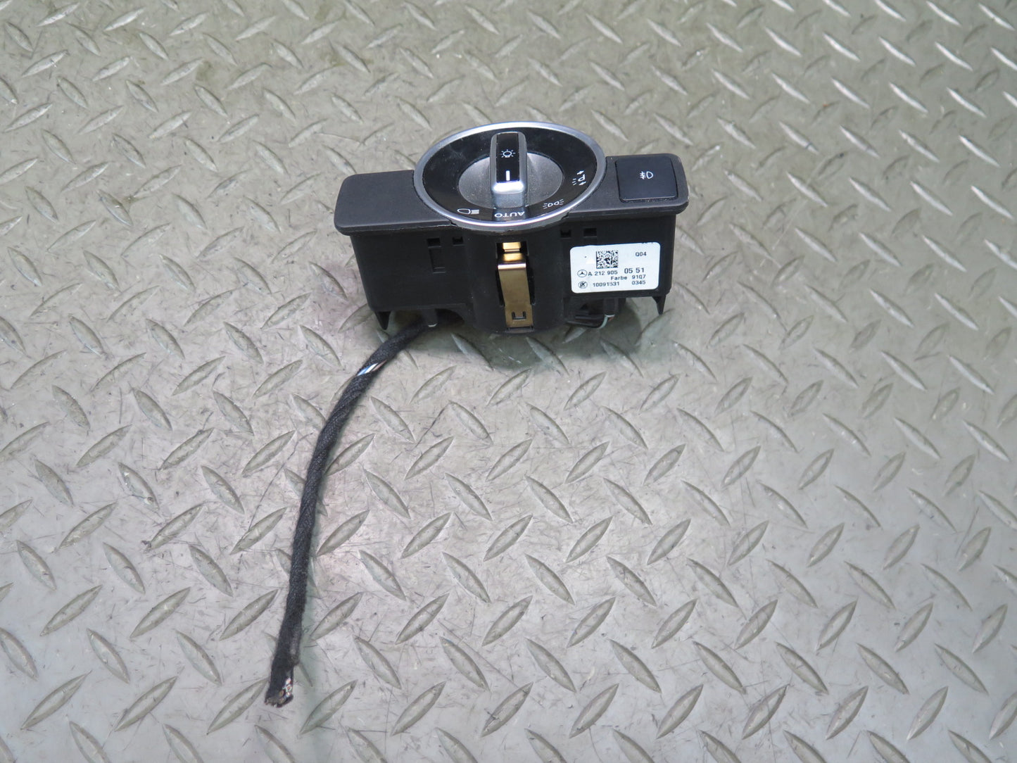 12-15 Mercedes W166 ML Headlight Fog Light Lamp Control Switch 2129050551 OEM