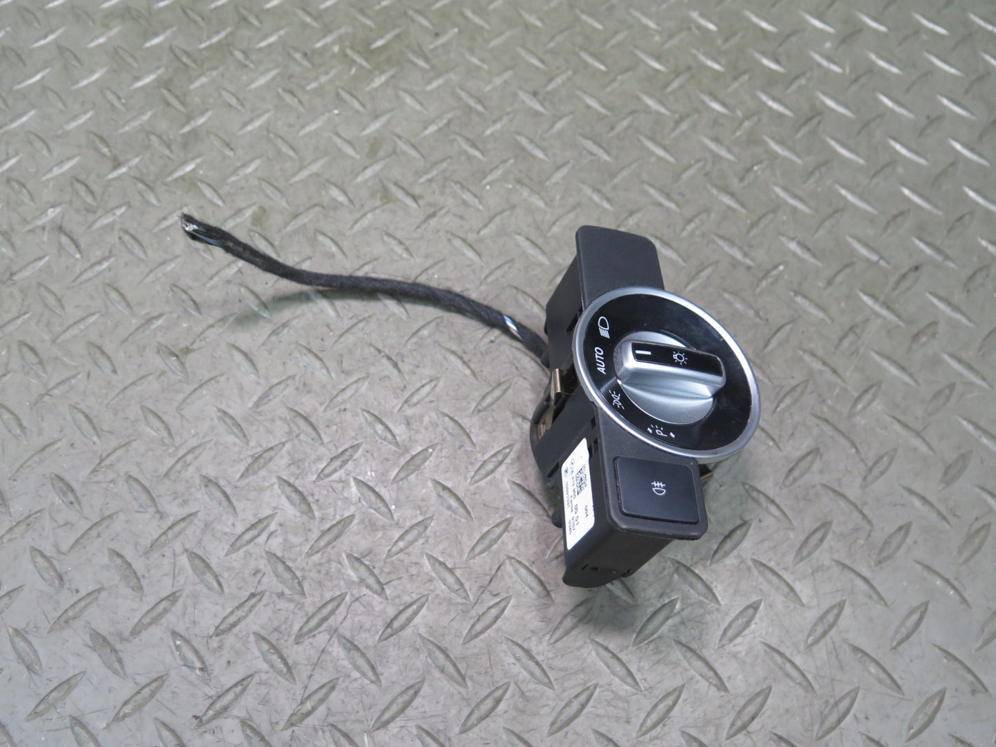 12-15 Mercedes W166 ML Headlight Fog Light Lamp Control Switch 2129050551 OEM