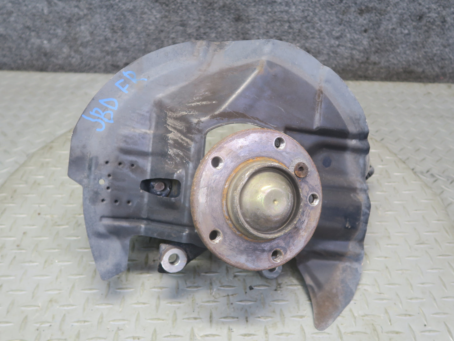 02-06 BMW E46 330i 330ci RWD Front Right Spindle Knuckle Wheel Hub Bearing OEM