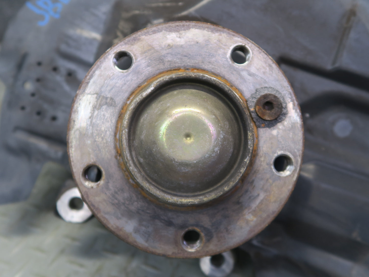 02-06 BMW E46 330i 330ci RWD Front Right Spindle Knuckle Wheel Hub Bearing OEM