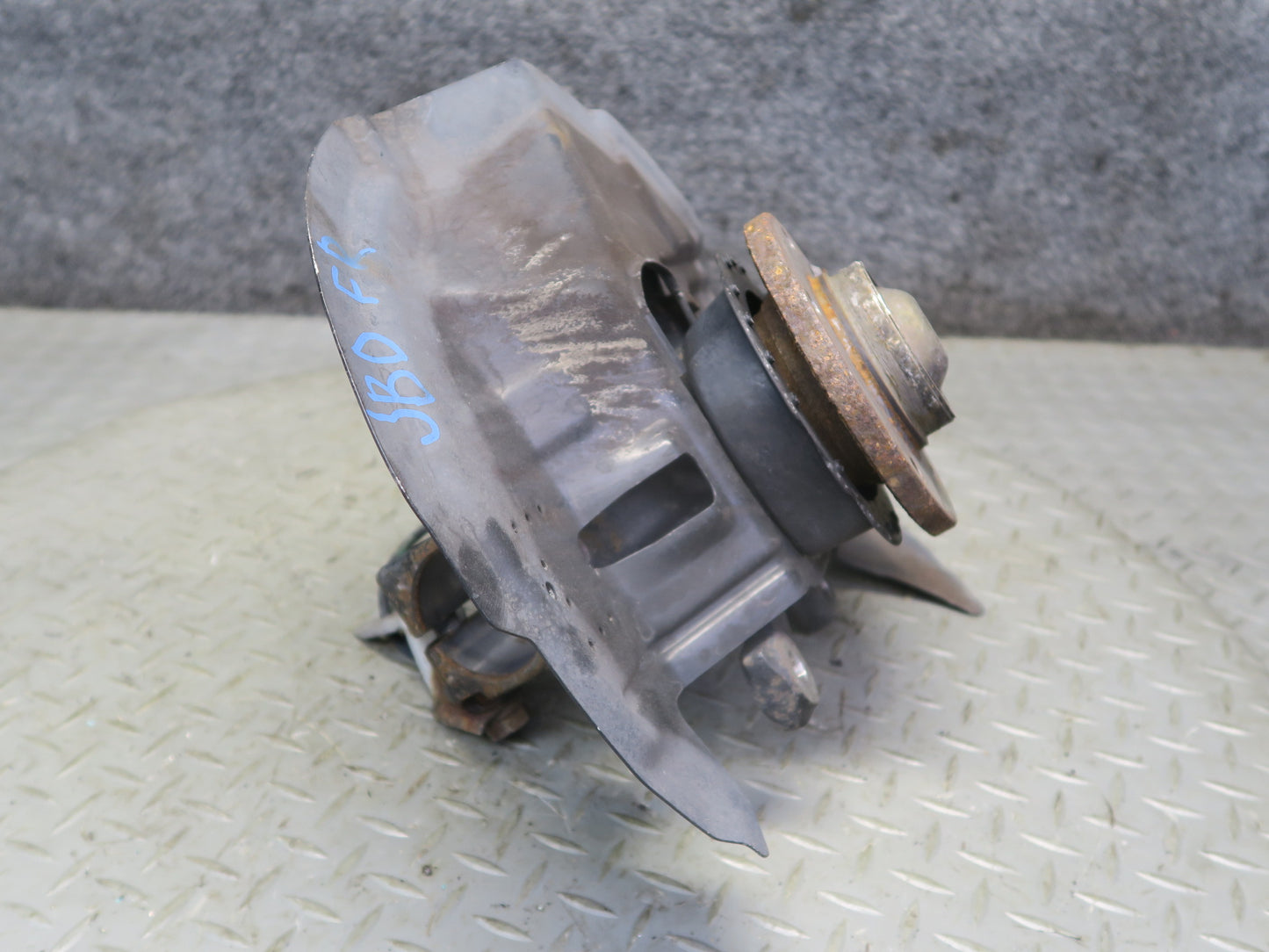 02-06 BMW E46 330i 330ci RWD Front Right Spindle Knuckle Wheel Hub Bearing OEM