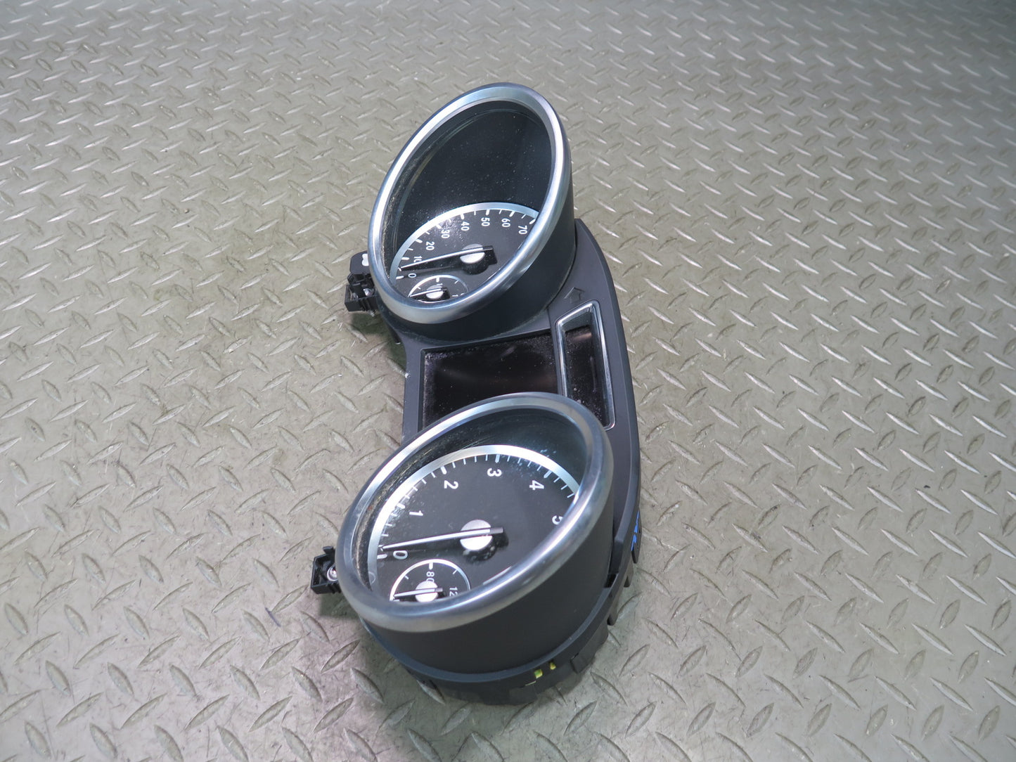 2015 Mercedes W166 Ml-class Instrument Cluster Gauge Speedometer 1669008314
