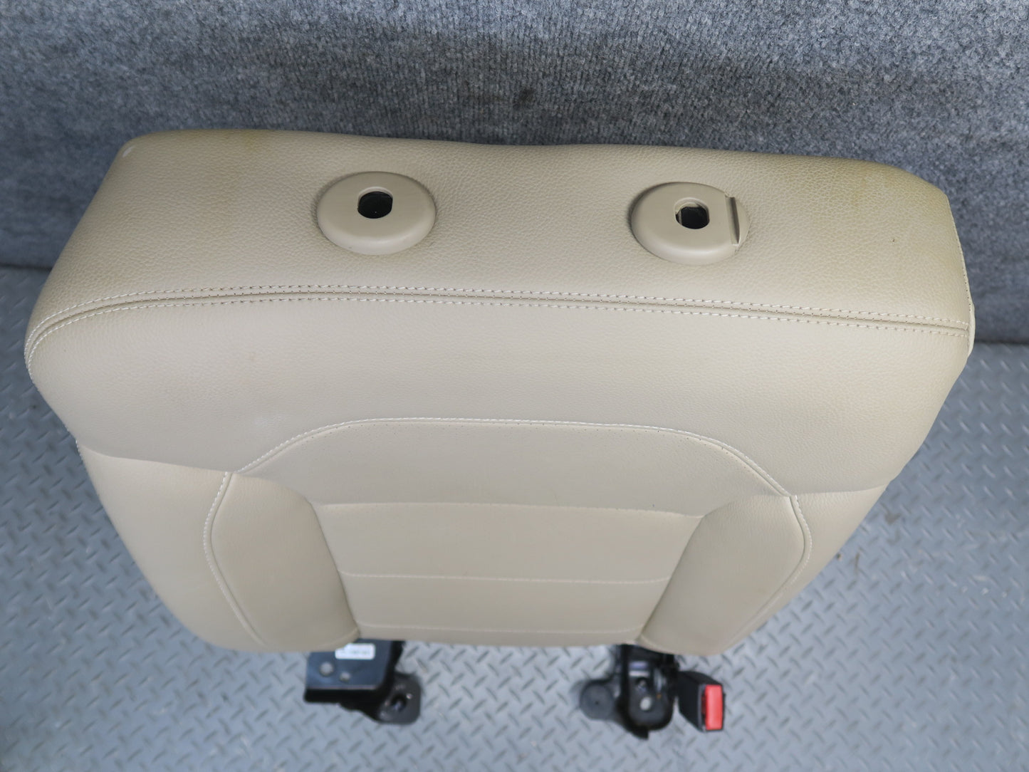 12-15 Mercedes W166 Ml-class Rear Right Seat Upper Backrest Cushion OEM