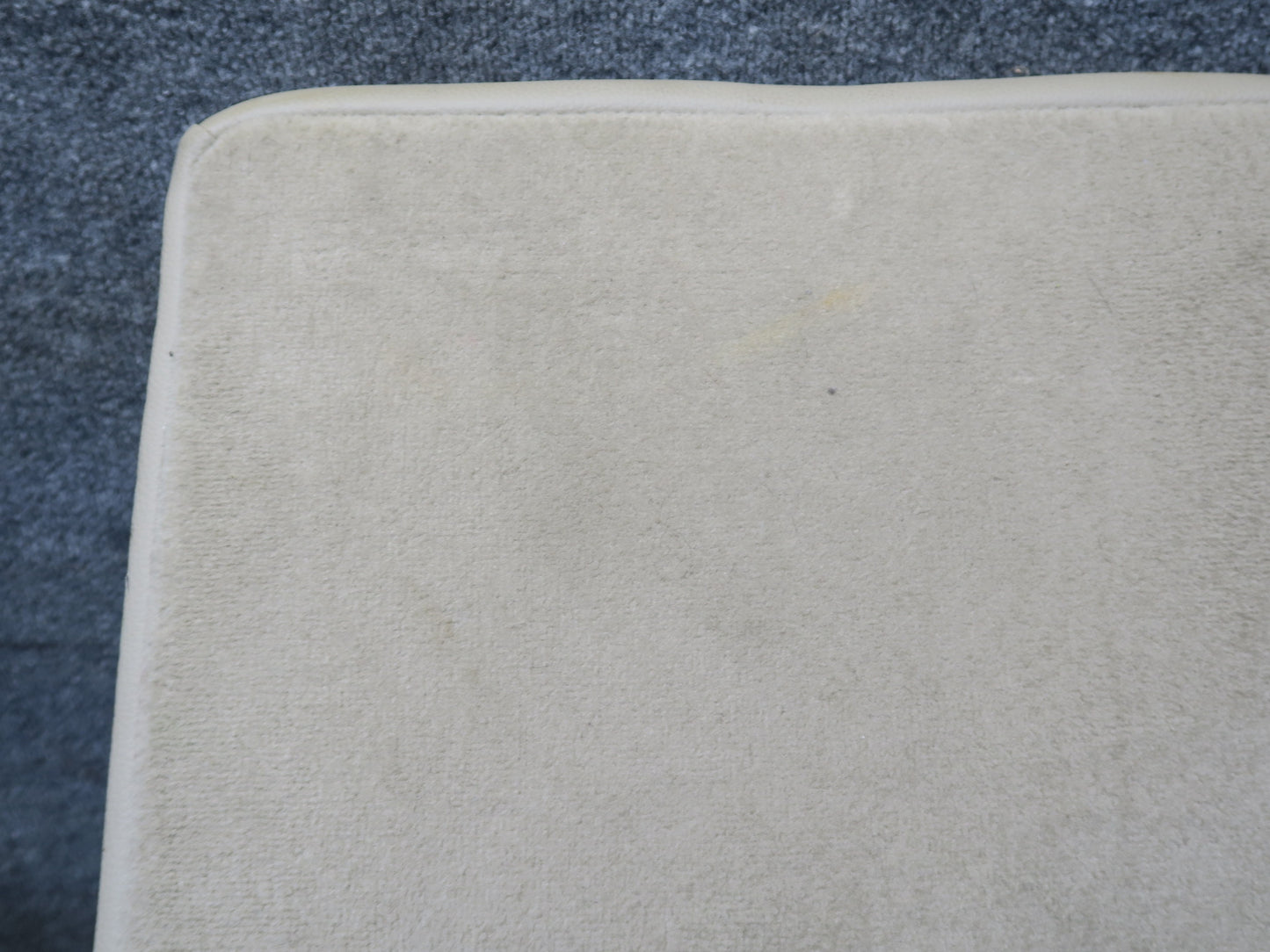 12-15 Mercedes W166 Ml-class Rear Right Seat Upper Backrest Cushion OEM
