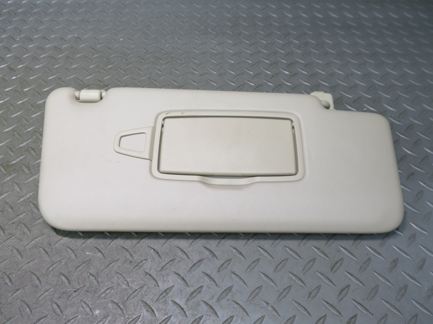 12-15 Mercedes W166 Ml-class Set of 2 Front Left & Right Sun Visor OEM