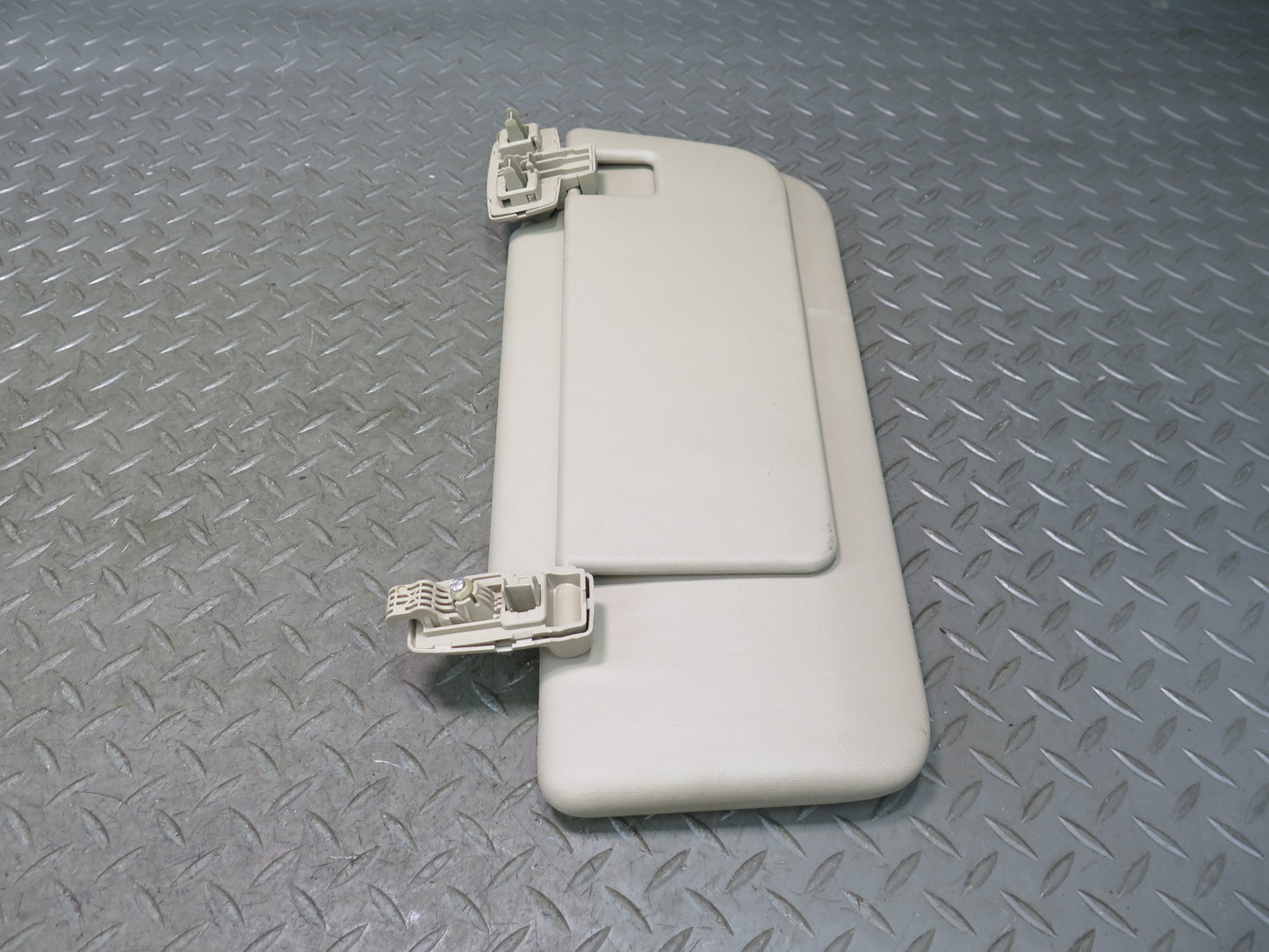 12-15 Mercedes W166 Ml-class Set of 2 Front Left & Right Sun Visor OEM