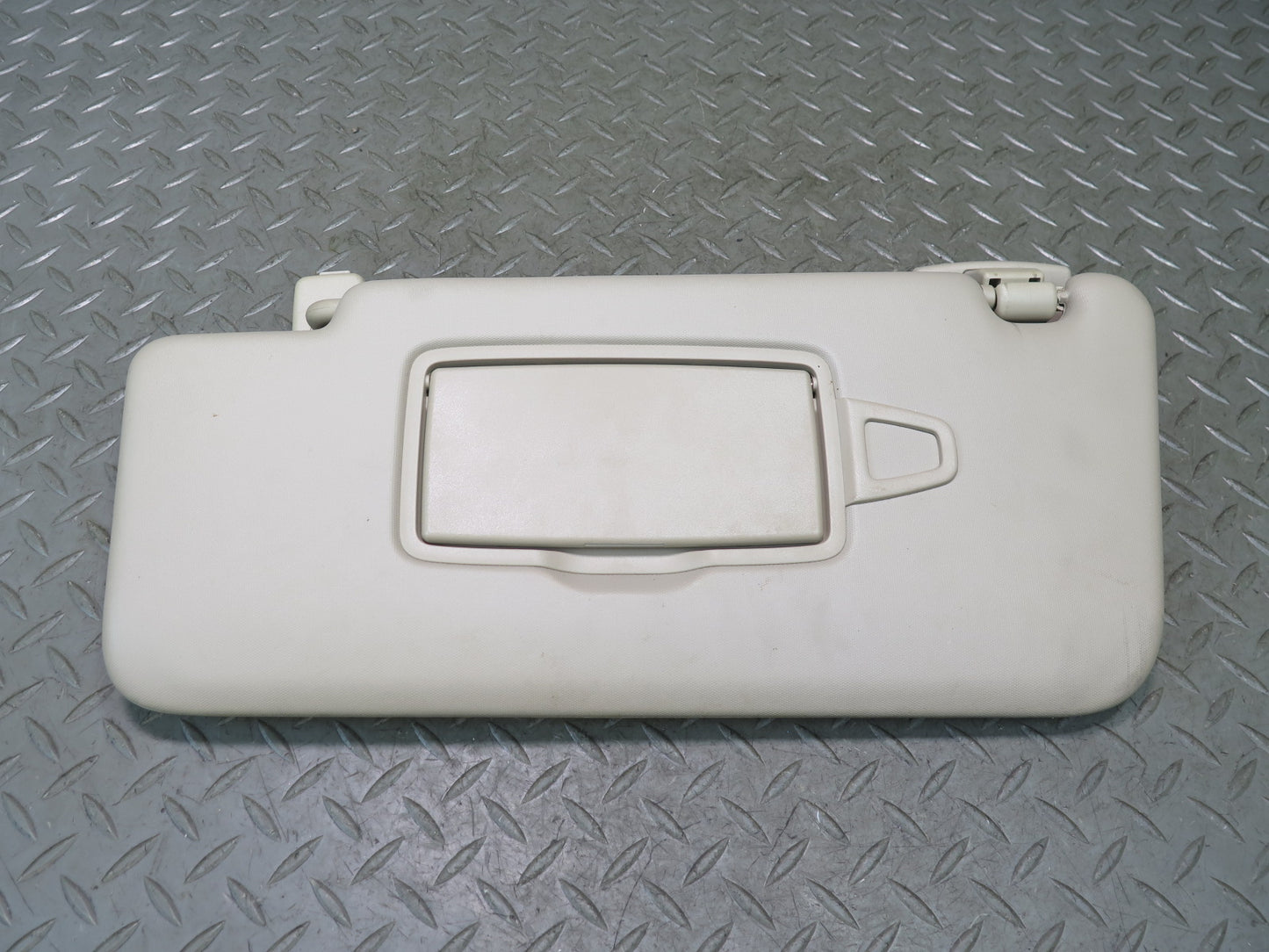 12-15 Mercedes W166 Ml-class Set of 2 Front Left & Right Sun Visor OEM