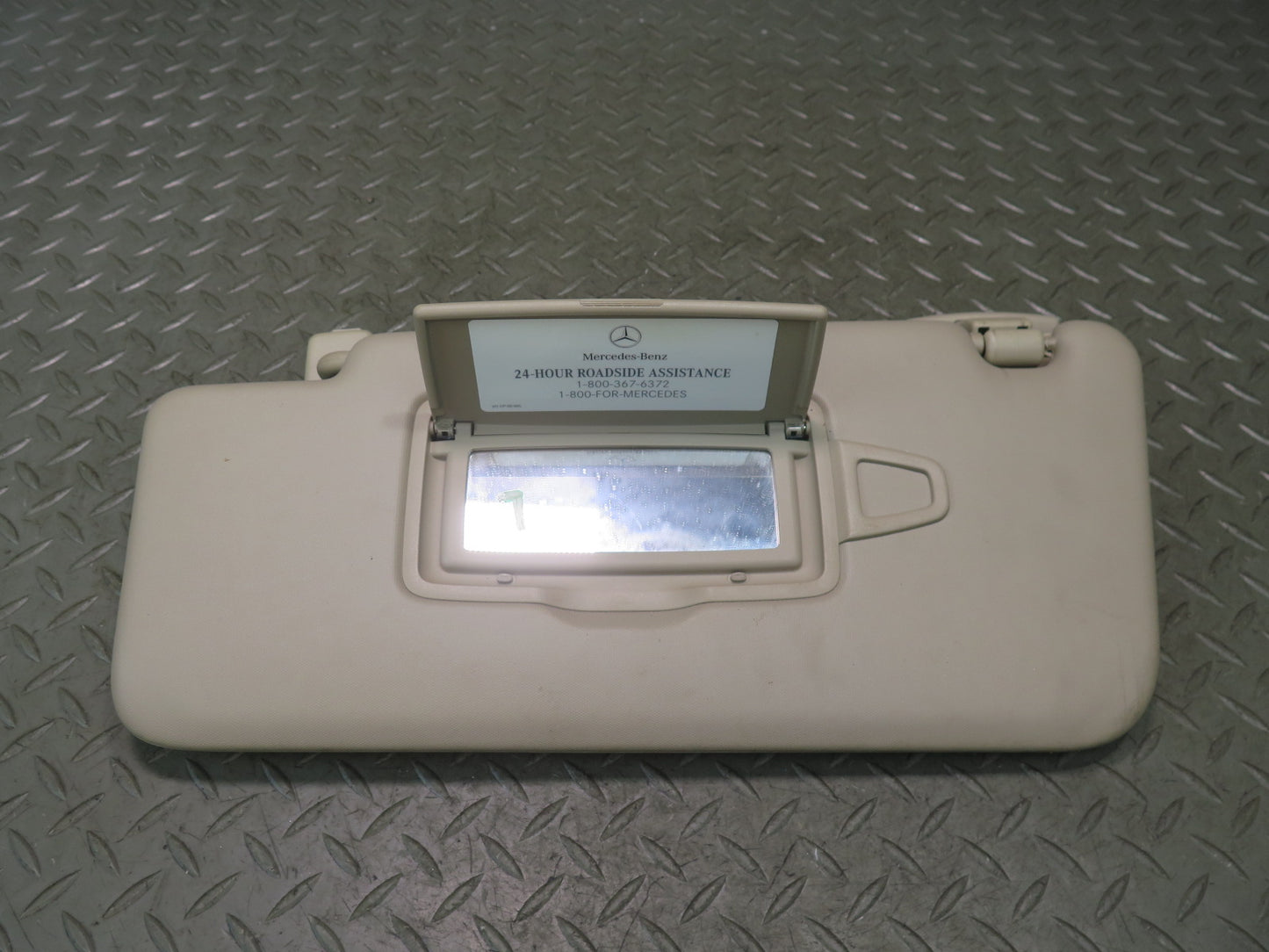 12-15 Mercedes W166 Ml-class Set of 2 Front Left & Right Sun Visor OEM