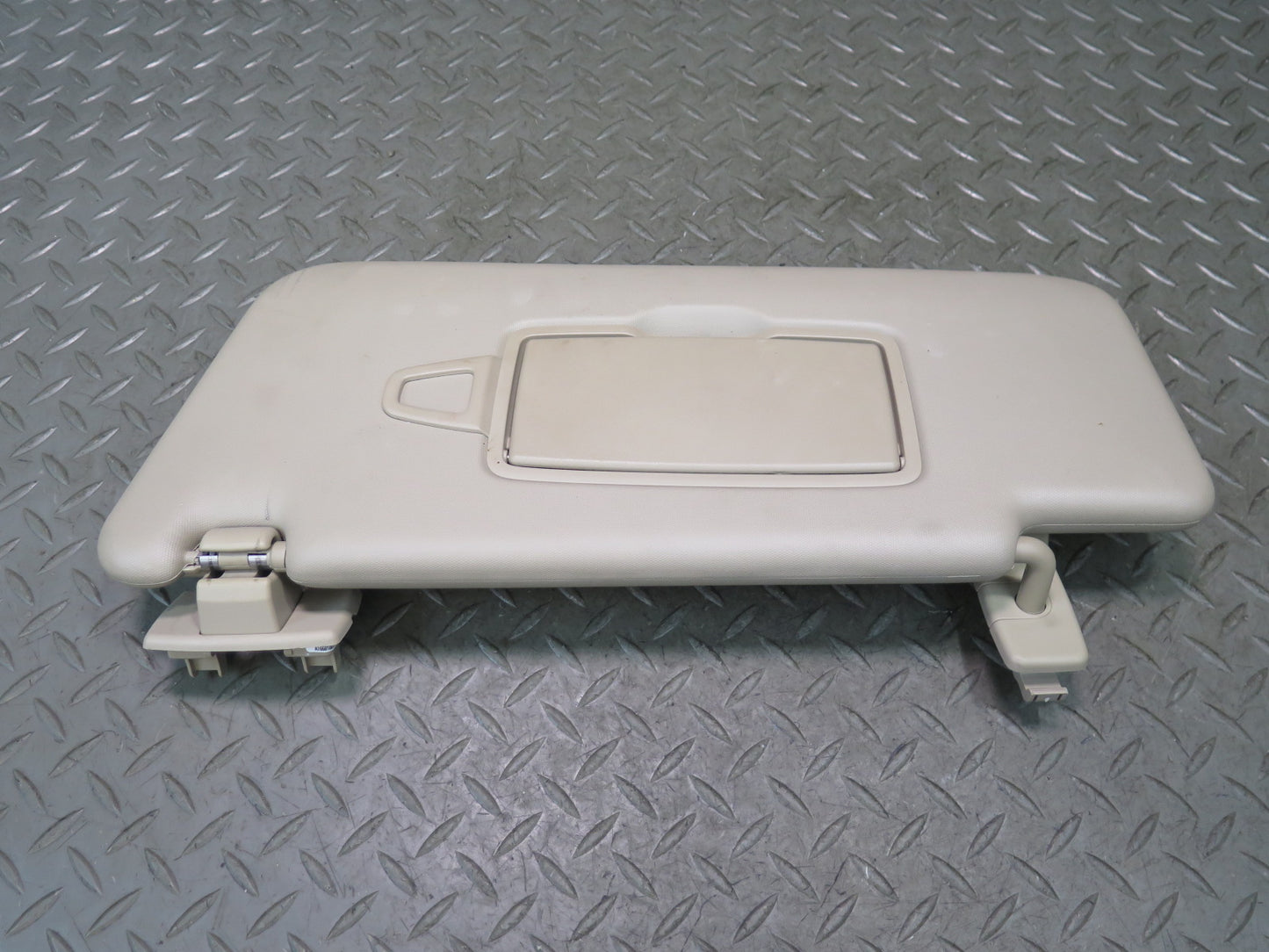 12-15 Mercedes W166 Ml-class Set of 2 Front Left & Right Sun Visor OEM