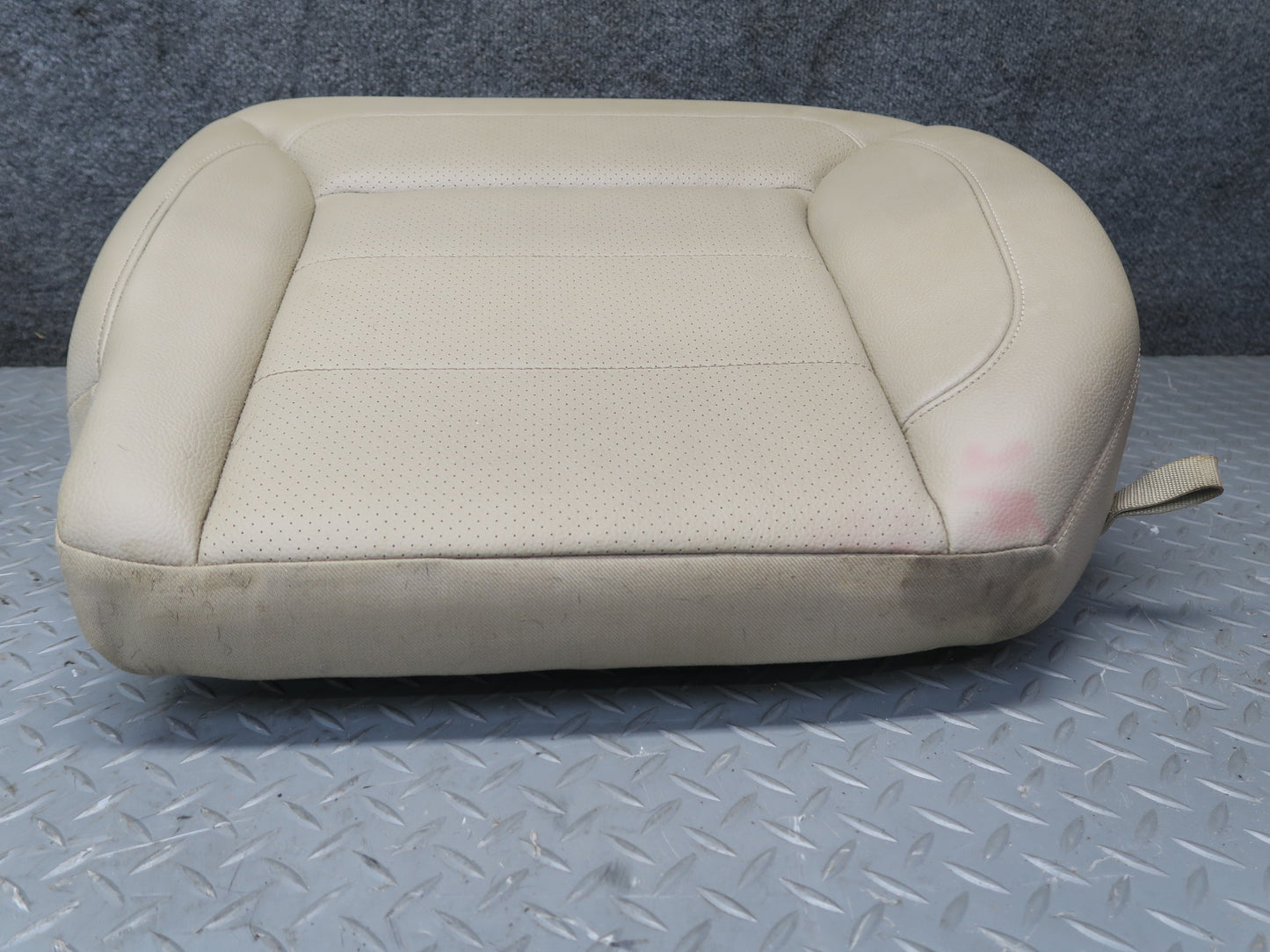 12-15 Mercedes W166 Ml-class Rear Right Seat Lower Cushion OEM