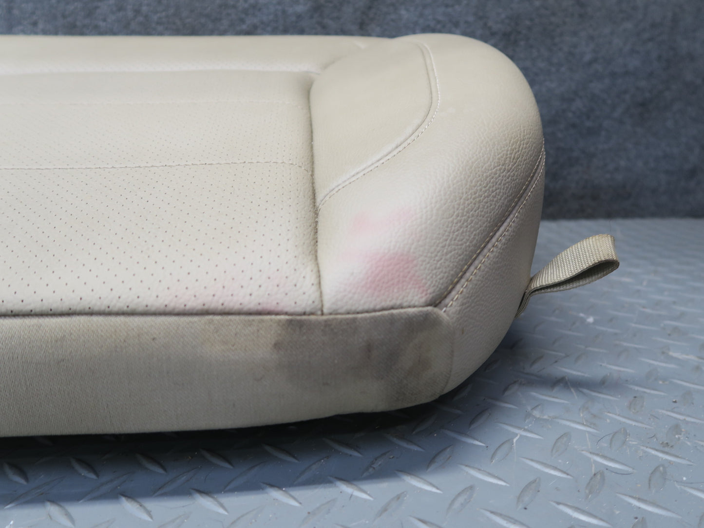 12-15 Mercedes W166 Ml-class Rear Right Seat Lower Cushion OEM