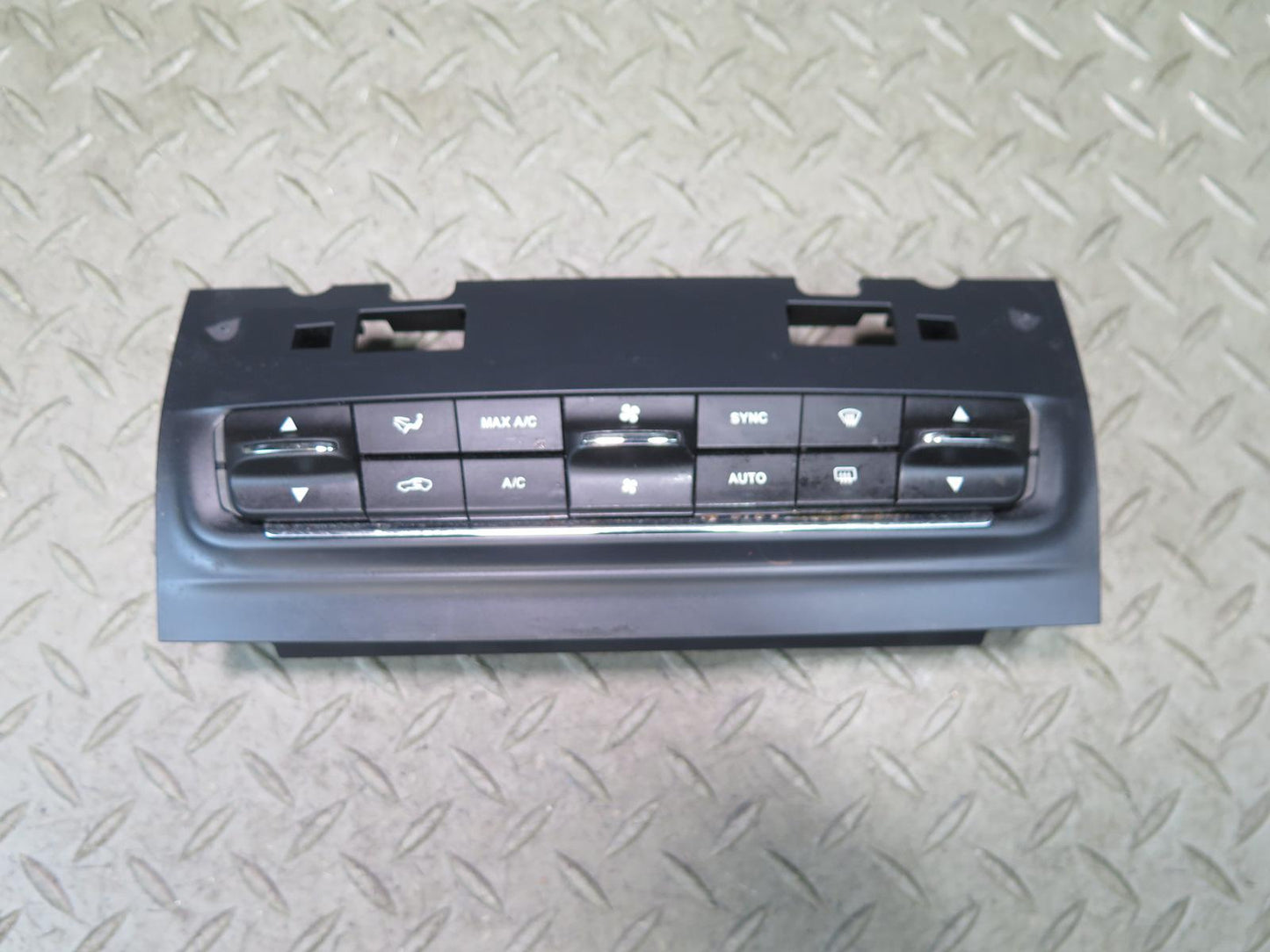 17-20 Maserati Levante M161 A/C Heater Air Vent Climate Control Switch Panel