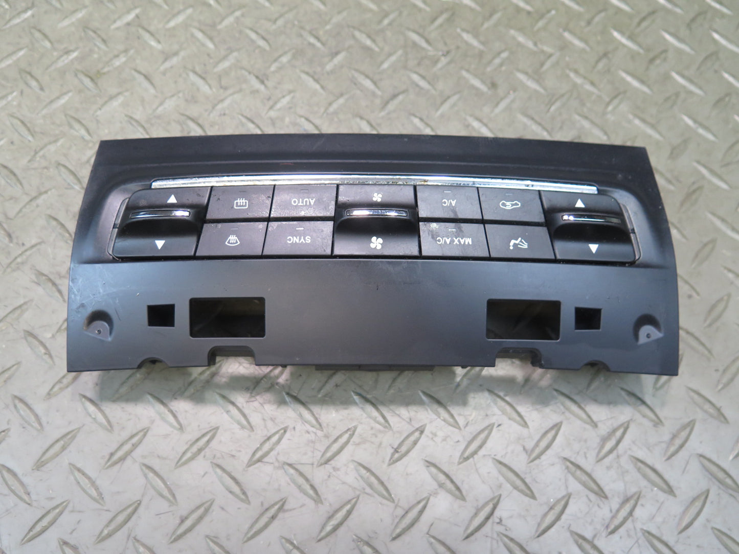 17-20 Maserati Levante M161 A/C Heater Air Vent Climate Control Switch Panel