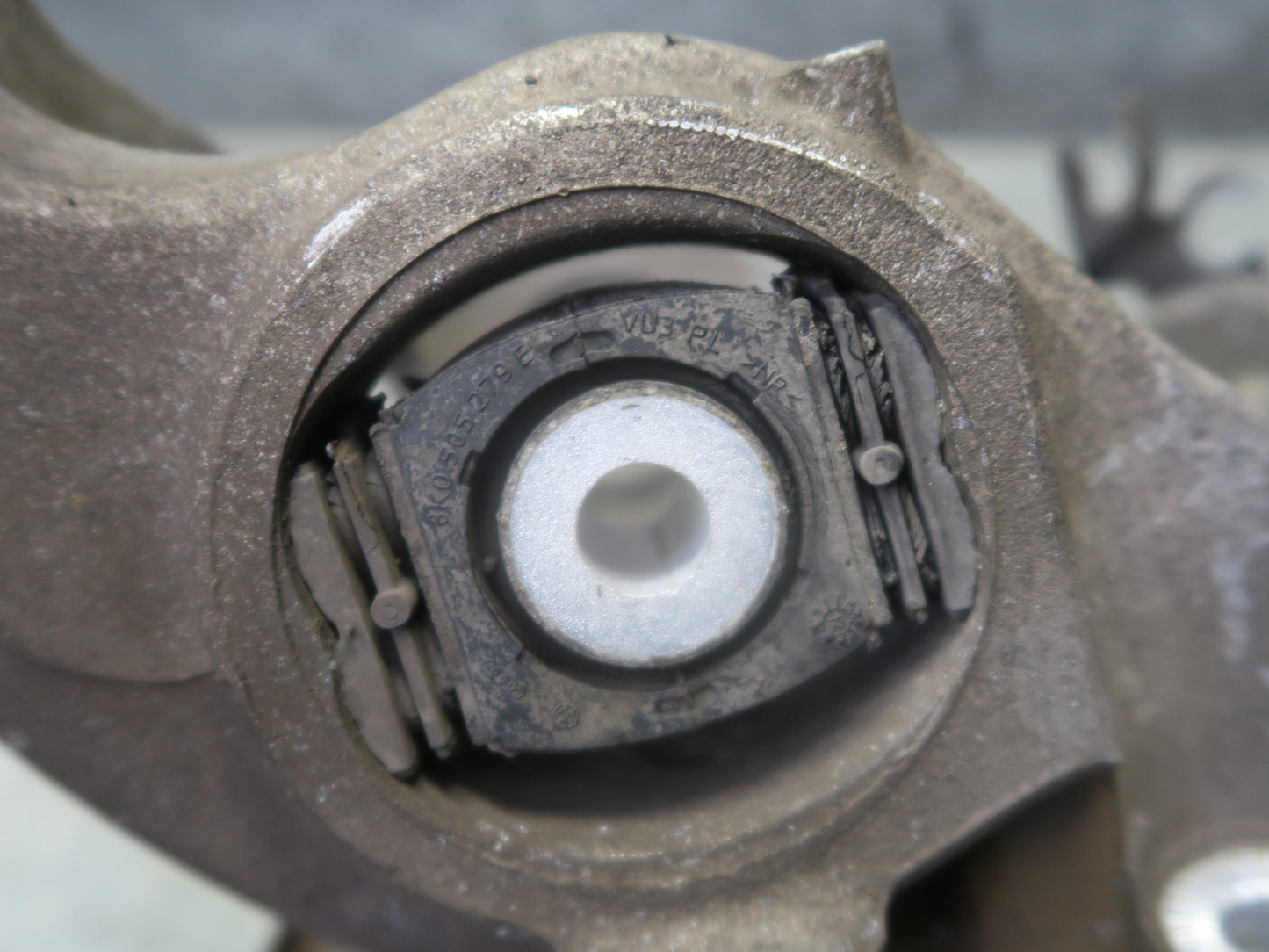 13-15 Audi RS5 8F7 AWD Rear Left Spindle Knuckle Wheel Hub Bearing 45K Miles OEM