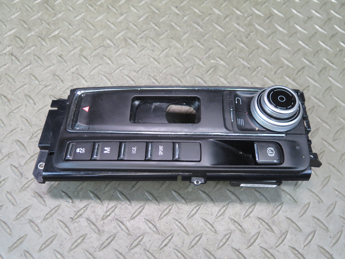 2017-2020 Maserati Levante M161 Front Center Console Switches Control Panel
