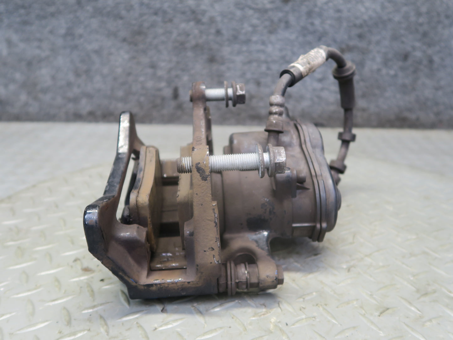 13-15 Audi RS5 8F7 AWD Rear Left & Right Brake Caliper Set 45K Miles OEM