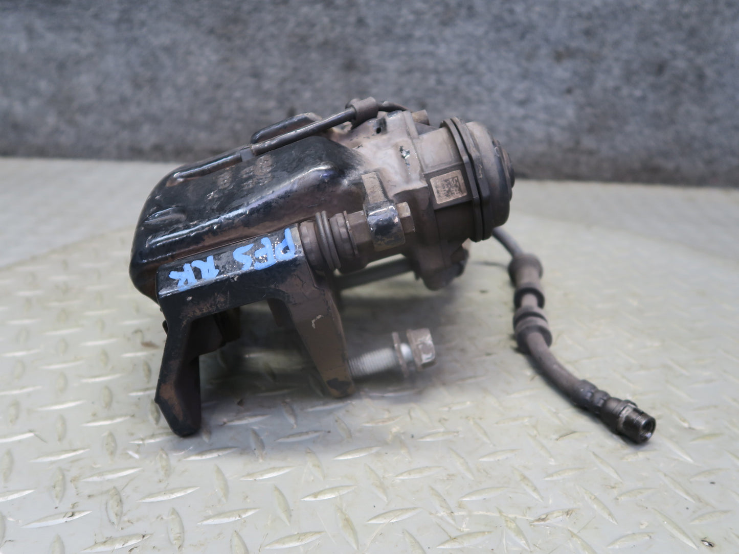 13-15 Audi RS5 8F7 AWD Rear Left & Right Brake Caliper Set 45K Miles OEM