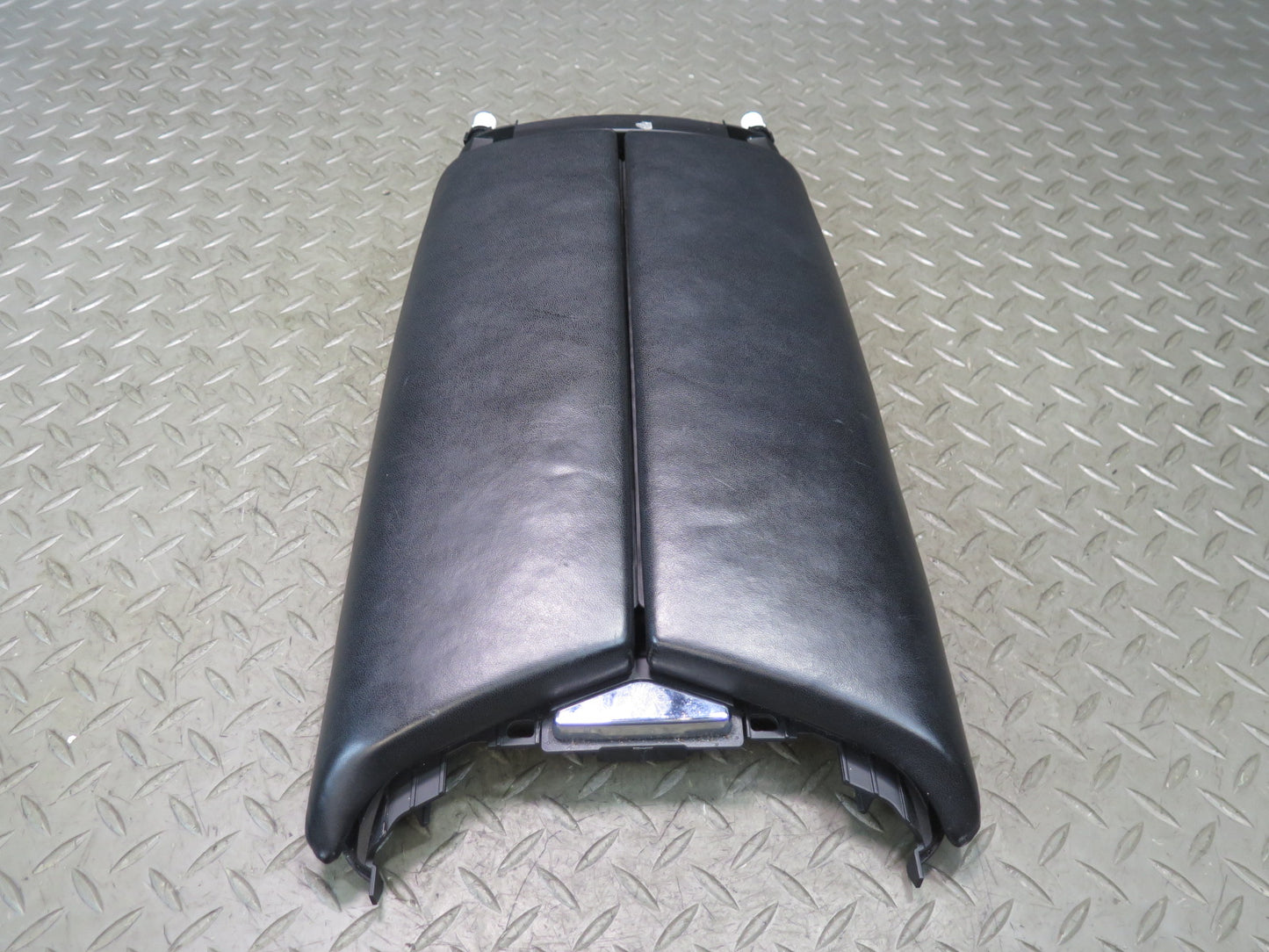 2014-2017 Maserati Ghibli M157 Center Console Armrest Cover Lid Black