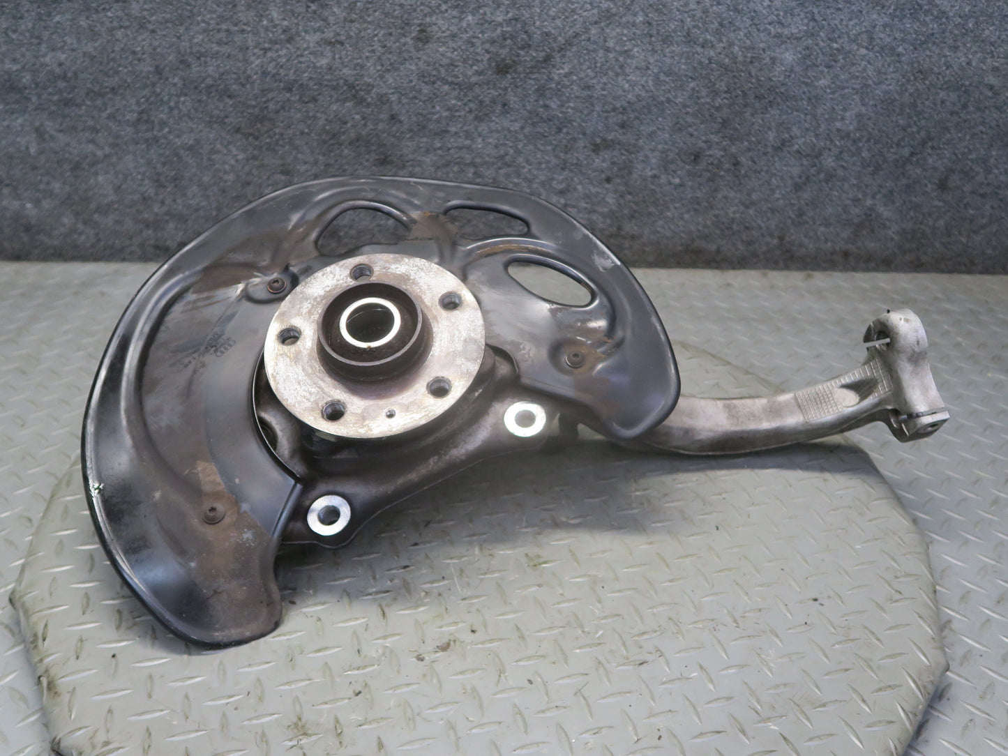 13-15 Audi RS5 8F7 AWD Front Left Spindle Knuckle Wheel Hub 45K Miles OEM