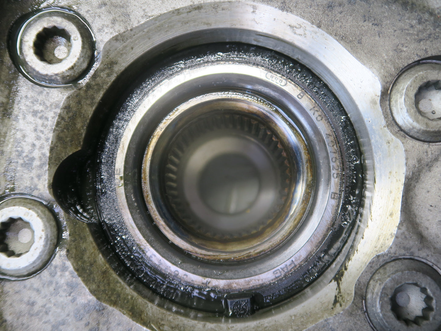 13-15 Audi RS5 8F7 AWD Front Left Spindle Knuckle Wheel Hub 45K Miles OEM