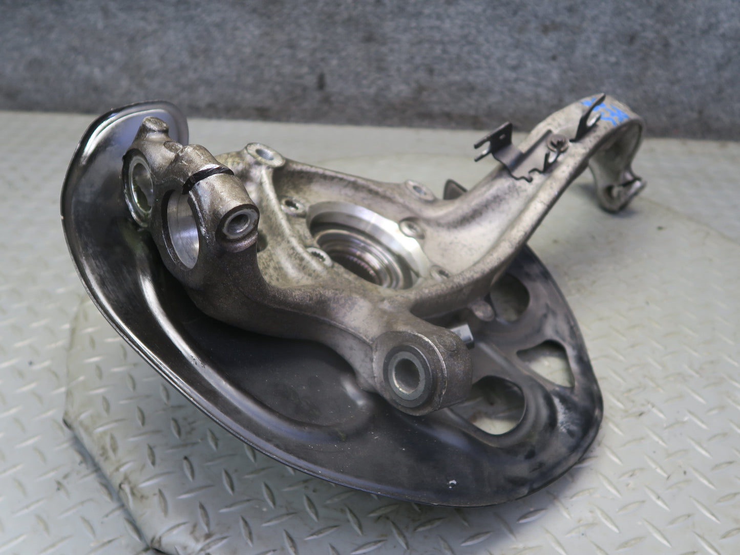 13-15 Audi RS5 8F7 AWD Front Left Spindle Knuckle Wheel Hub 45K Miles OEM